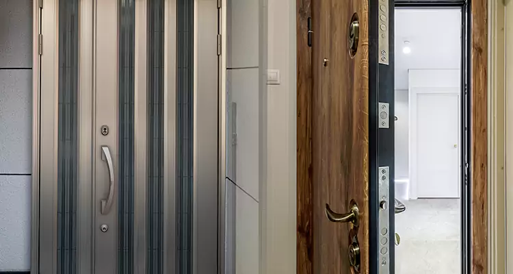 Burglar Proof Front Door Repair in Bayonet Point, FL