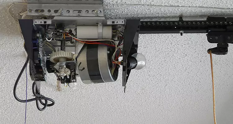 Emergency Garage Door Opener Repair in Bayonet Point, FL