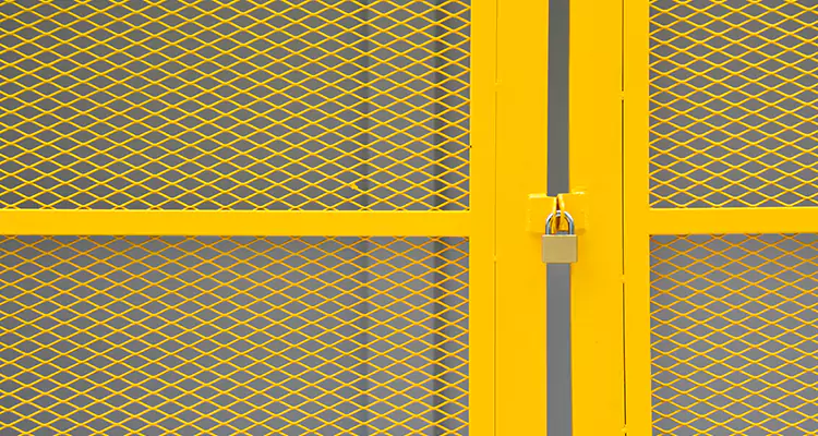 Steel Mesh Screen Door Repair in Bayonet Point, FL