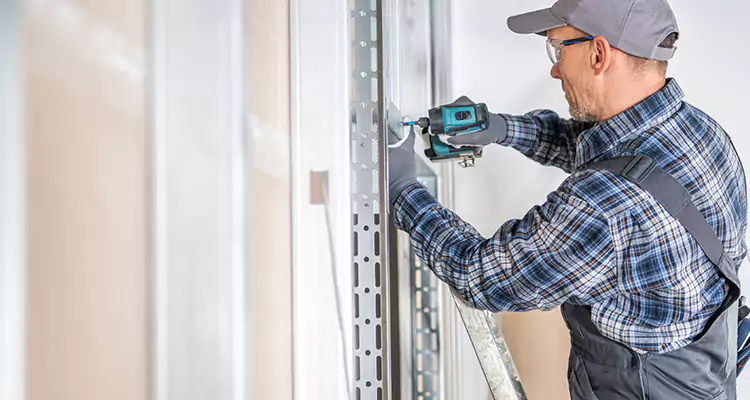 Sliding Door Latch Hardware Repair in Bayonet Point, FL