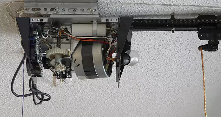 Garage Door Motor Replacement in Bayonet Point, FL