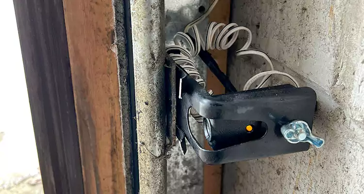 Fix Broken Garage Door Sensor in Bayonet Point, FL