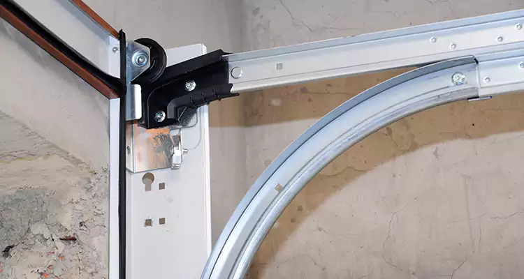Maintain Liftmaster Garage Door Off Track in Bayonet Point, FL