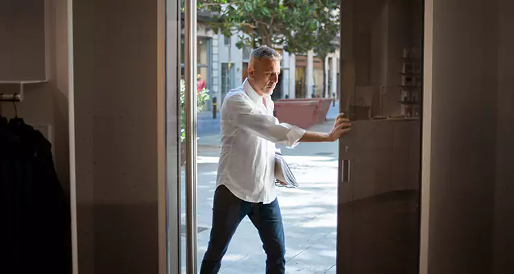 Track Cleaning and Repair for Stuck Doors in Bayonet Point, FL