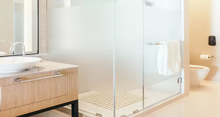 Expert Shower Door Fix and Repair in Bayonet Point, FL