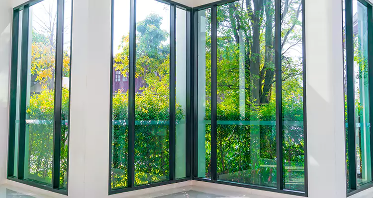 Folding Glass Balcony Door Repair in Bayonet Point, FL